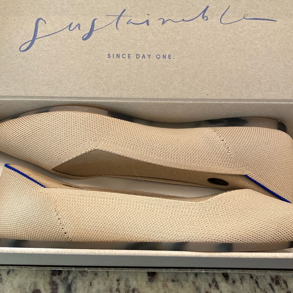 Rothy tan 10.5 new in box